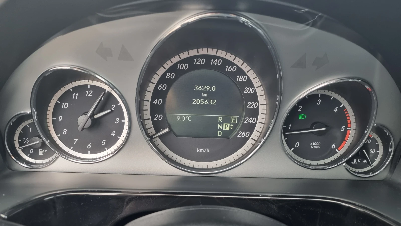 Mercedes-Benz E 350 AMG V6 4Matic Avantgarde | Mobile.bg � ����������� 11