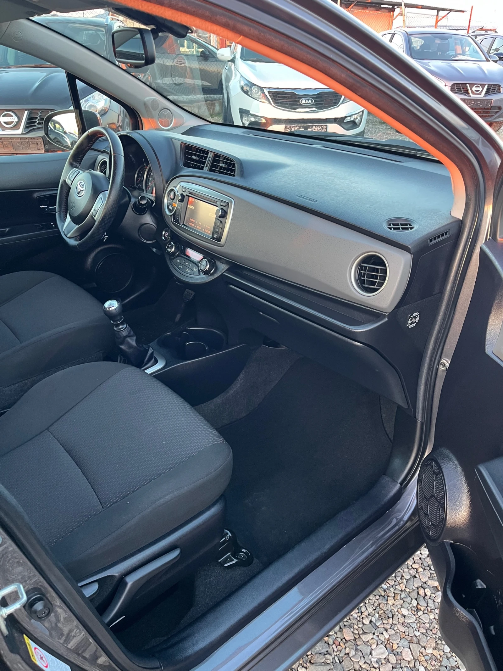 Toyota Yaris 1.33 ������ | Mobile.bg � ����������� 17