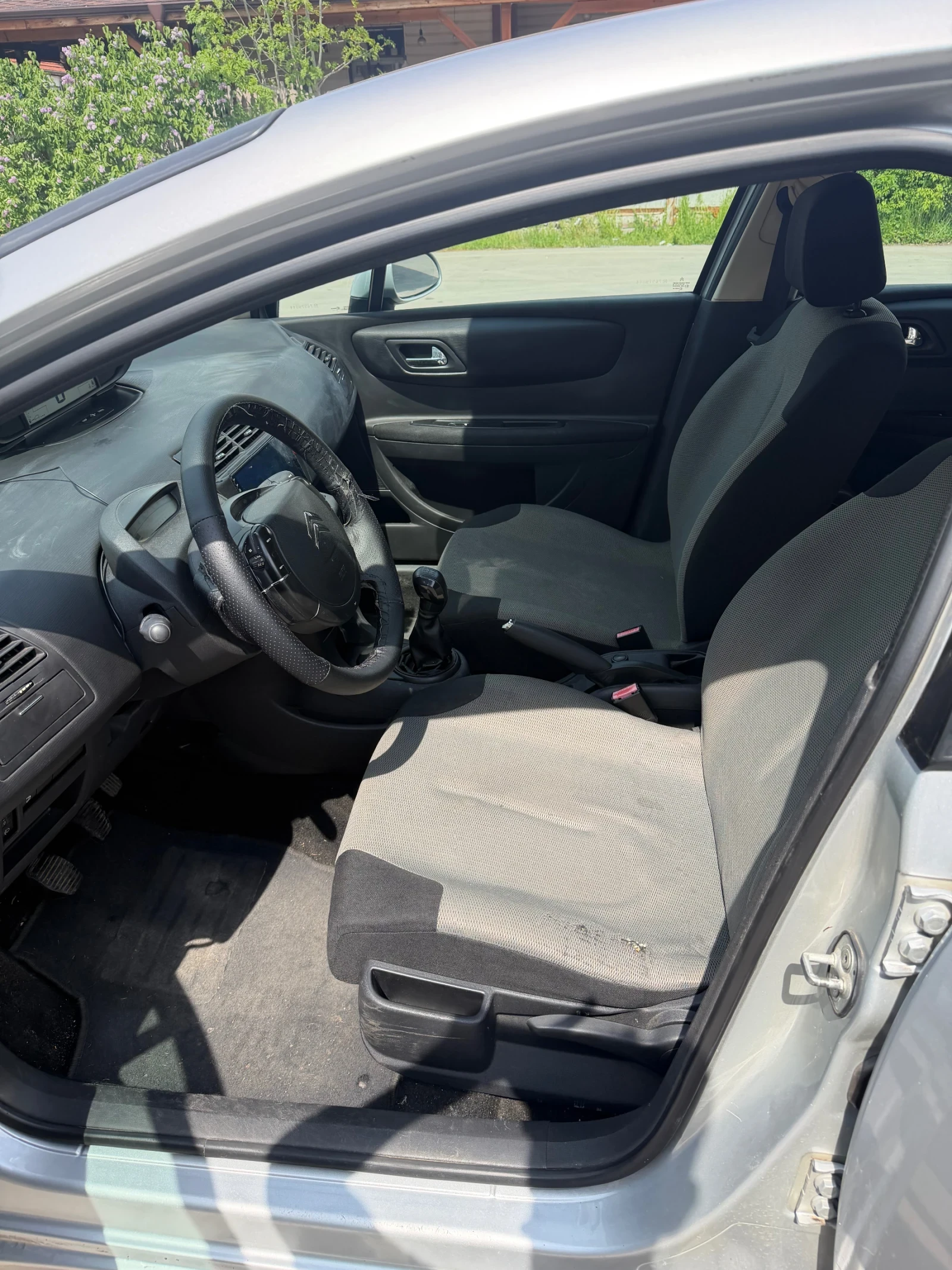Citroen C4 Мултимедия , амбиентно осветление , парктроник , , снимка 6 - Автомобили и джипове - 53738506