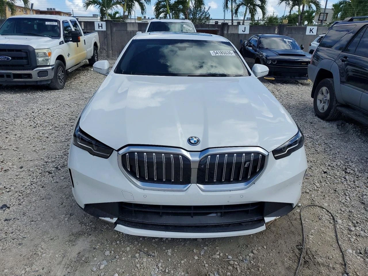 BMW i5 EDRIVE 40, снимка 2 - Автомобили и джипове - 55051767