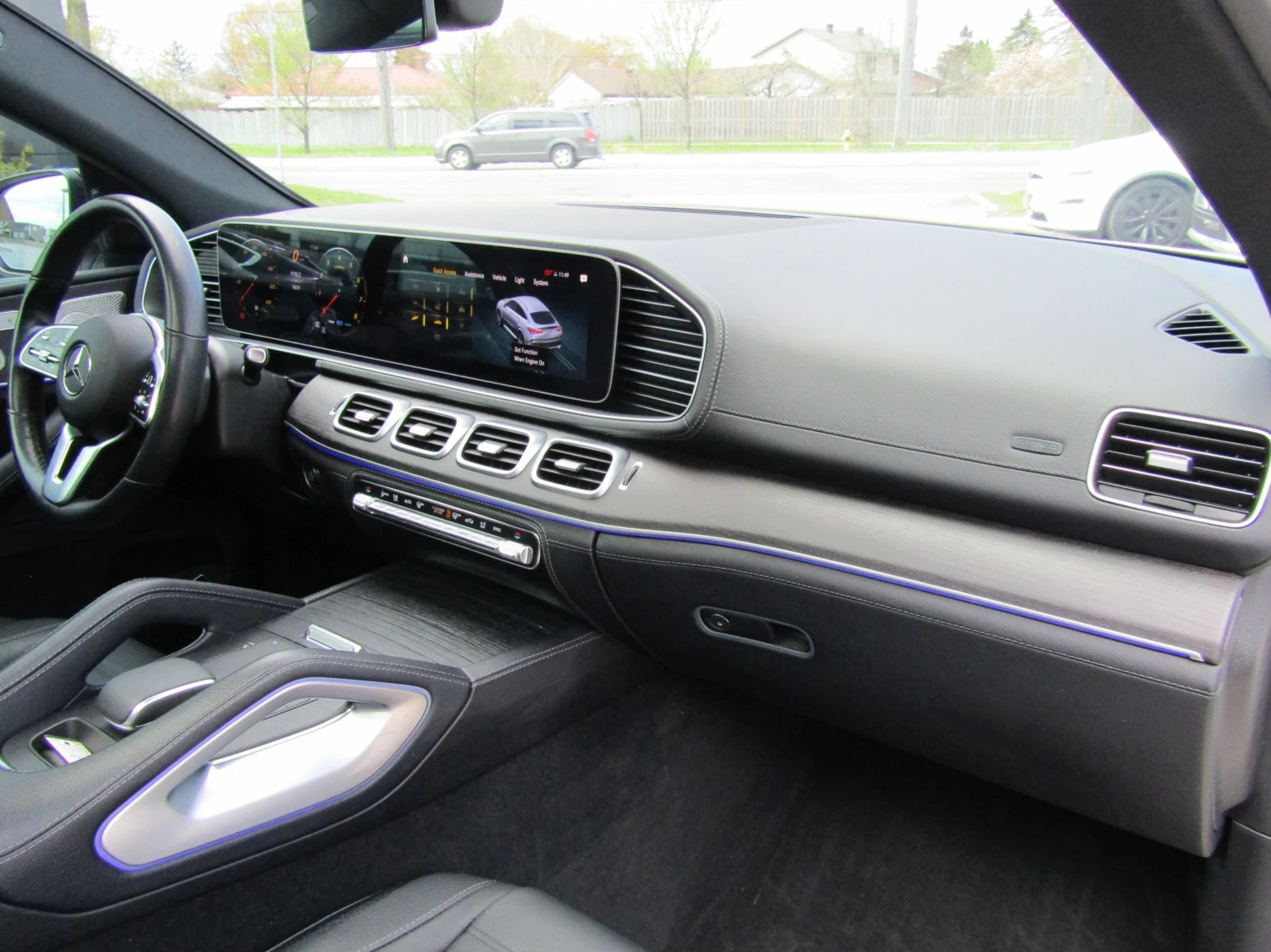 Mercedes-Benz GLE 450 GLE 450 4MATIC | Pano | Park Assist | LED, снимка 11 - Автомобили и джипове - 55261958