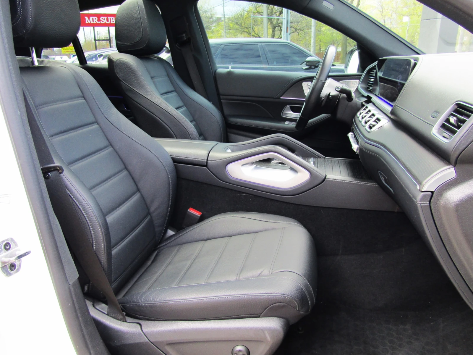 Mercedes-Benz GLE 450 GLE 450 4MATIC | Pano | Park Assist | LED, снимка 8 - Автомобили и джипове - 55261958