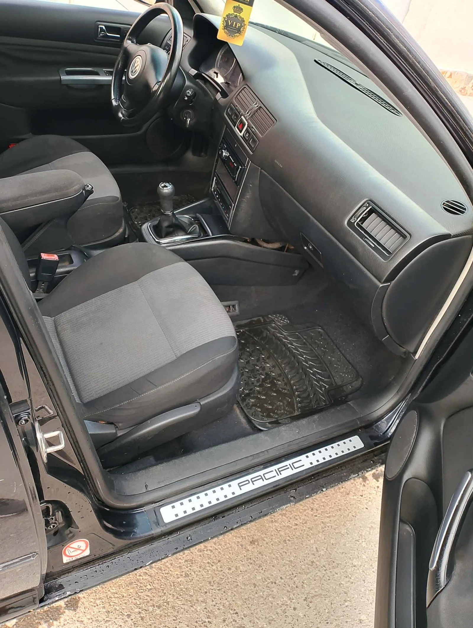 VW Bora 131кс 4x4! , снимка 5 - Автомобили и джипове - 55341817
