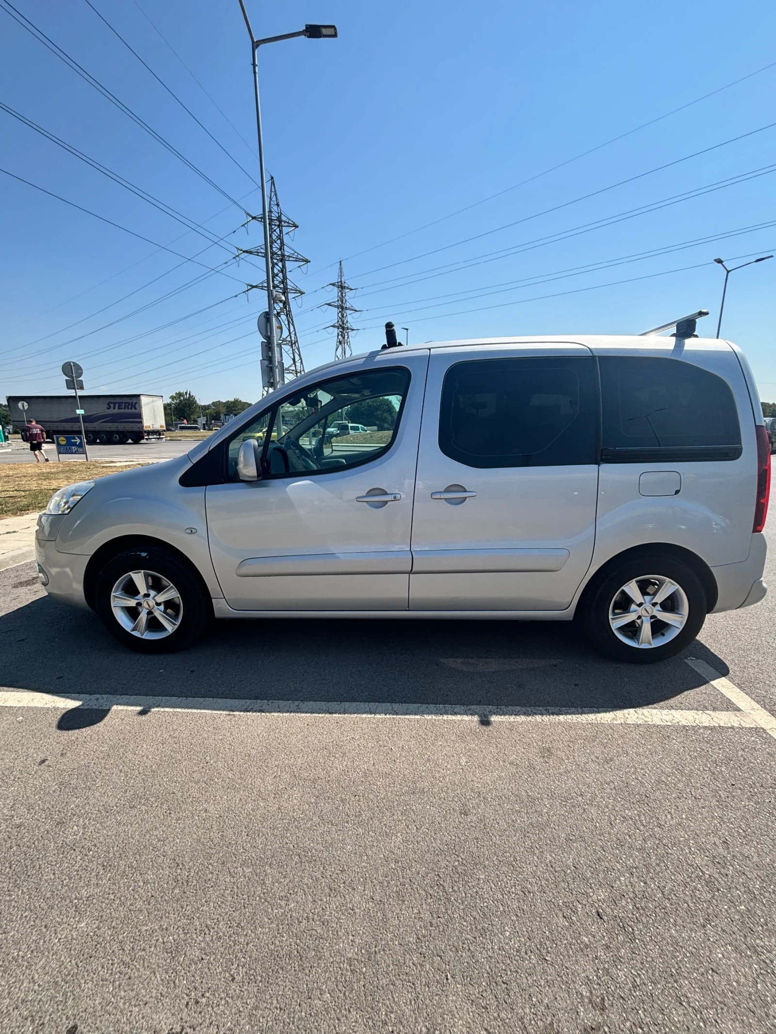 Peugeot Partner, снимка 4 - Автомобили и джипове - 55555105