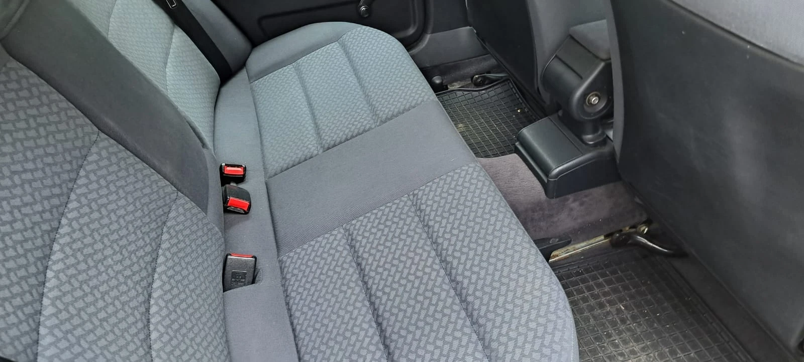 Audi A4, снимка 6 - Автомобили и джипове - 56432175