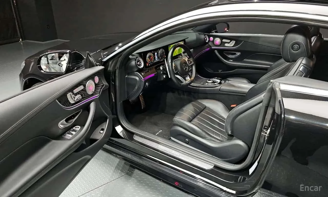 Mercedes-Benz E 220 * E220d Coupe * , снимка 10 - Автомобили и джипове - 56594385