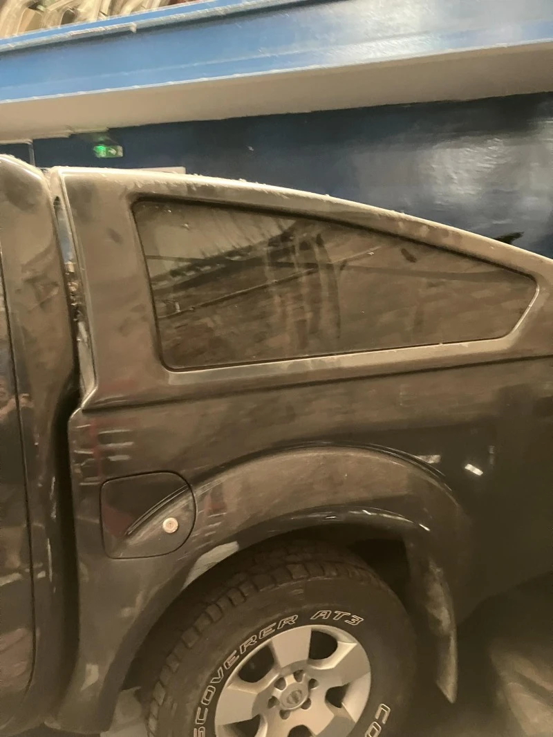 Nissan Navara, снимка 4 - Автомобили и джипове - 47280864