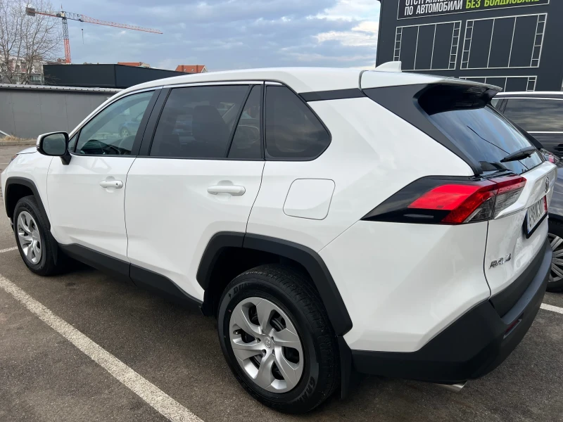 Toyota Rav4 TOYOTA 2.5 AWD LE, снимка 6 - Автомобили и джипове - 49298875