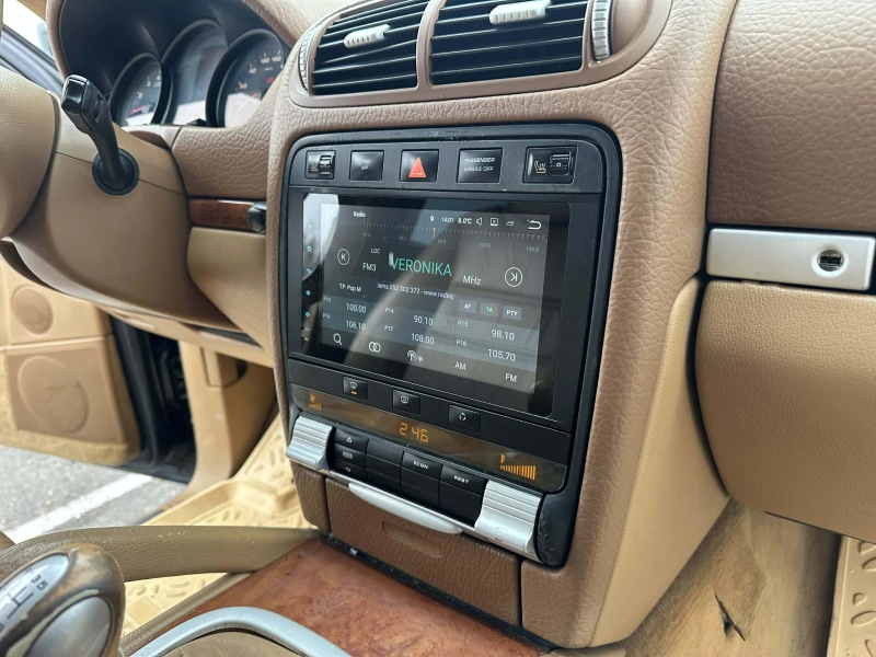 Porsche Cayenne 3.2i 6 скорости, снимка 12 - Автомобили и джипове - 52496461