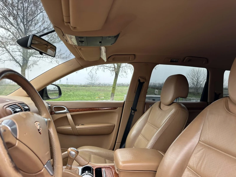 Porsche Cayenne 3.2i 6 скорости, снимка 8 - Автомобили и джипове - 52496461