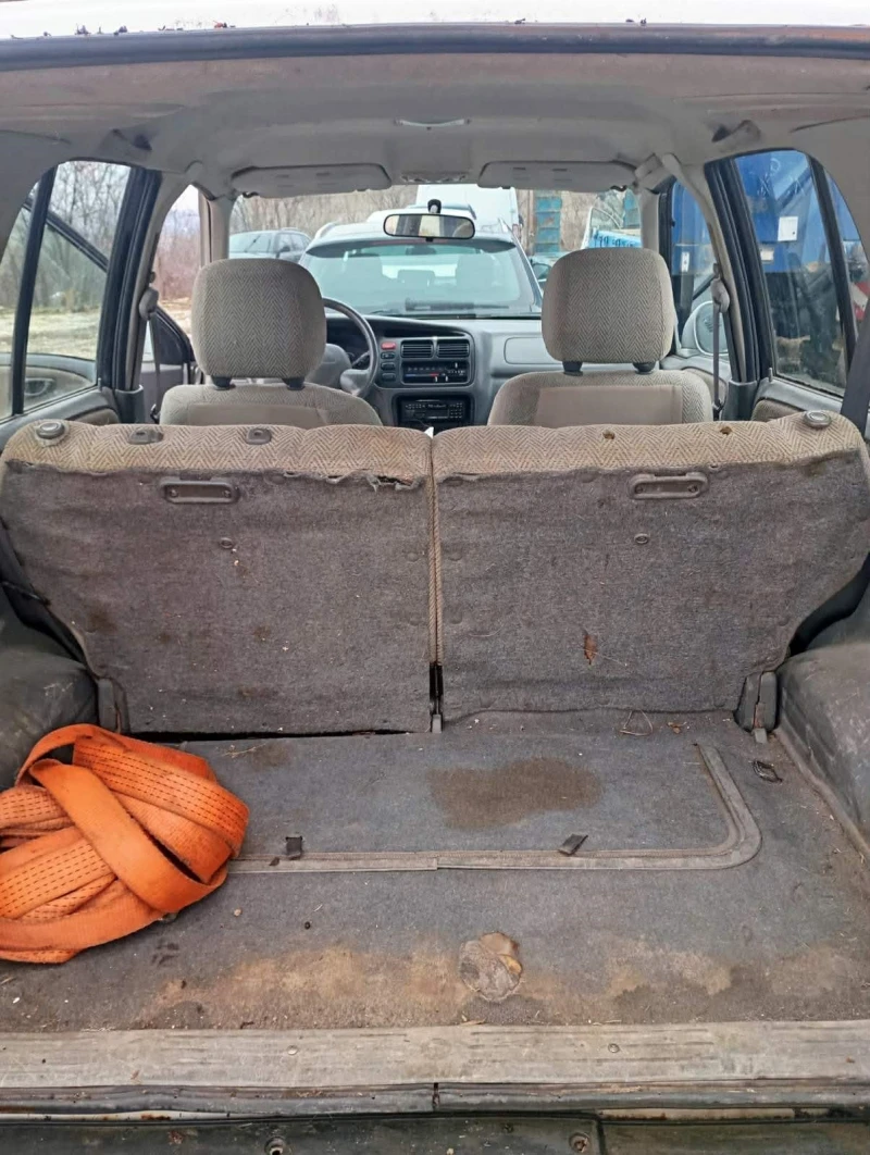 Suzuki Vitara 2.0, снимка 14 - Автомобили и джипове - 53447919