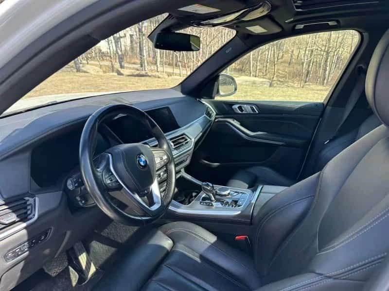 BMW X5 xDrive40i/360 КАМЕРИ/ПАНОРАМА, снимка 6 - Автомобили и джипове - 54371613
