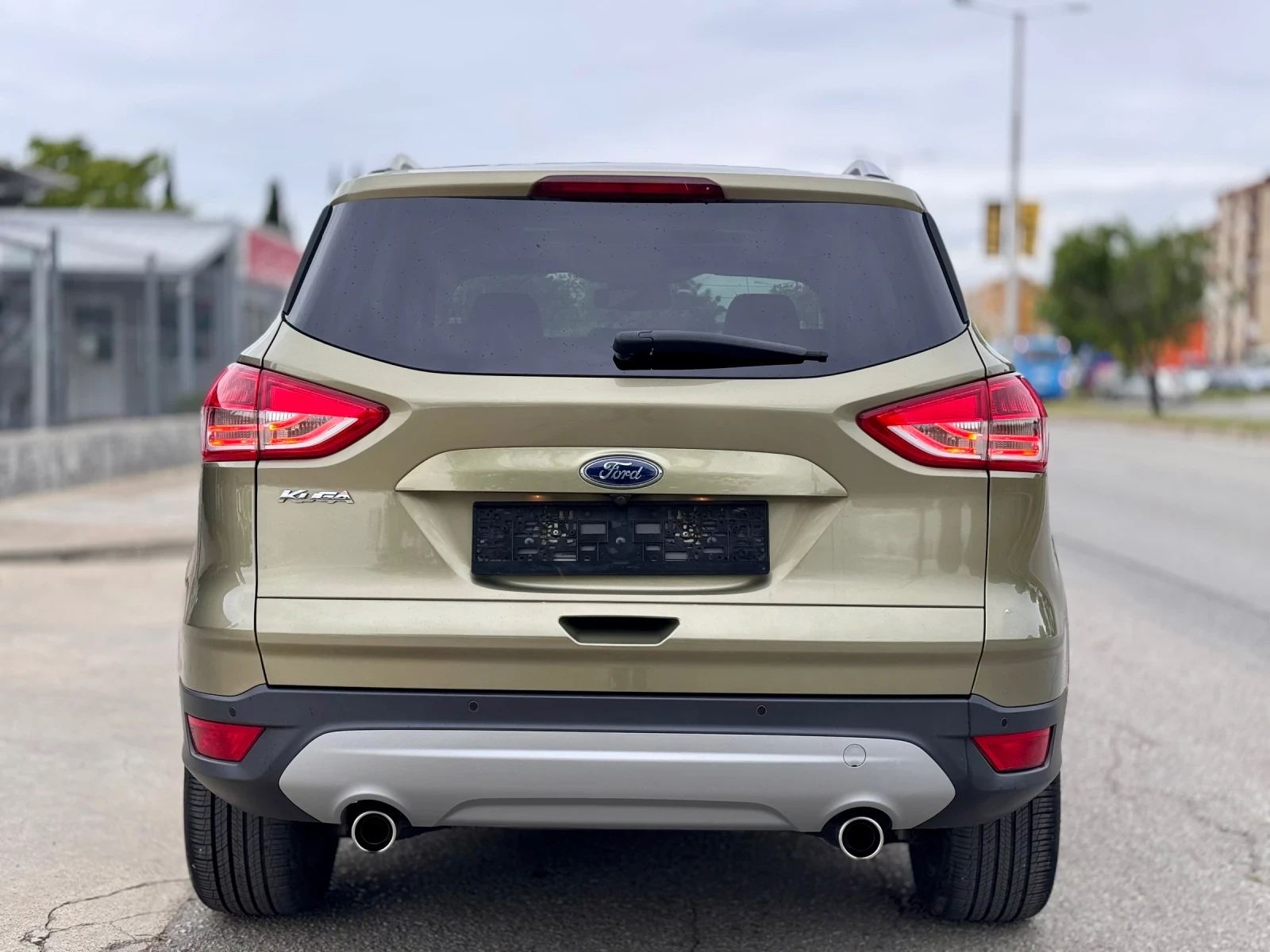 Ford Kuga 2.0TDCI 163кс 4x4* TITANIUM* FULL* ПЕРФЕКТЕН*  - изображение 4