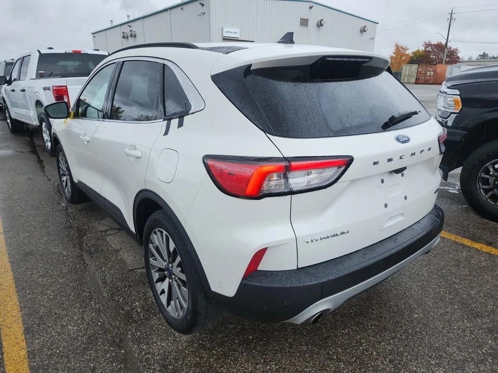 Ford Escape * TITANIUM HYBRID * CARFAX * ЦЕНА ДО БЪЛГАРИЯ*  - изображение 4