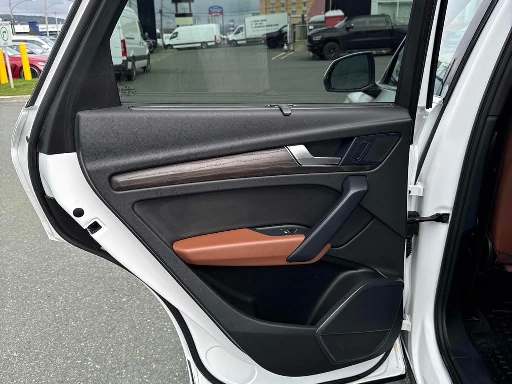 Audi Q5 * Progressiv * CARFAX *    | Mobile.bg   14