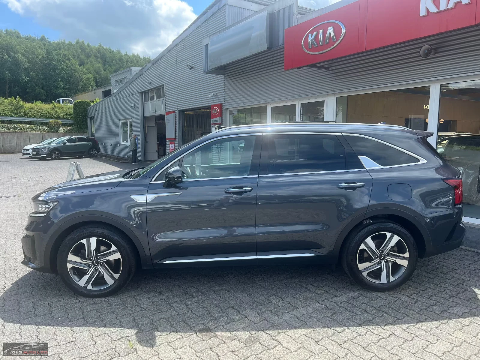Kia Sorento 1.6PHEV/265HP/PLATINUM/4X4/360/NAVI/DIGITAL/773v - изображение 3