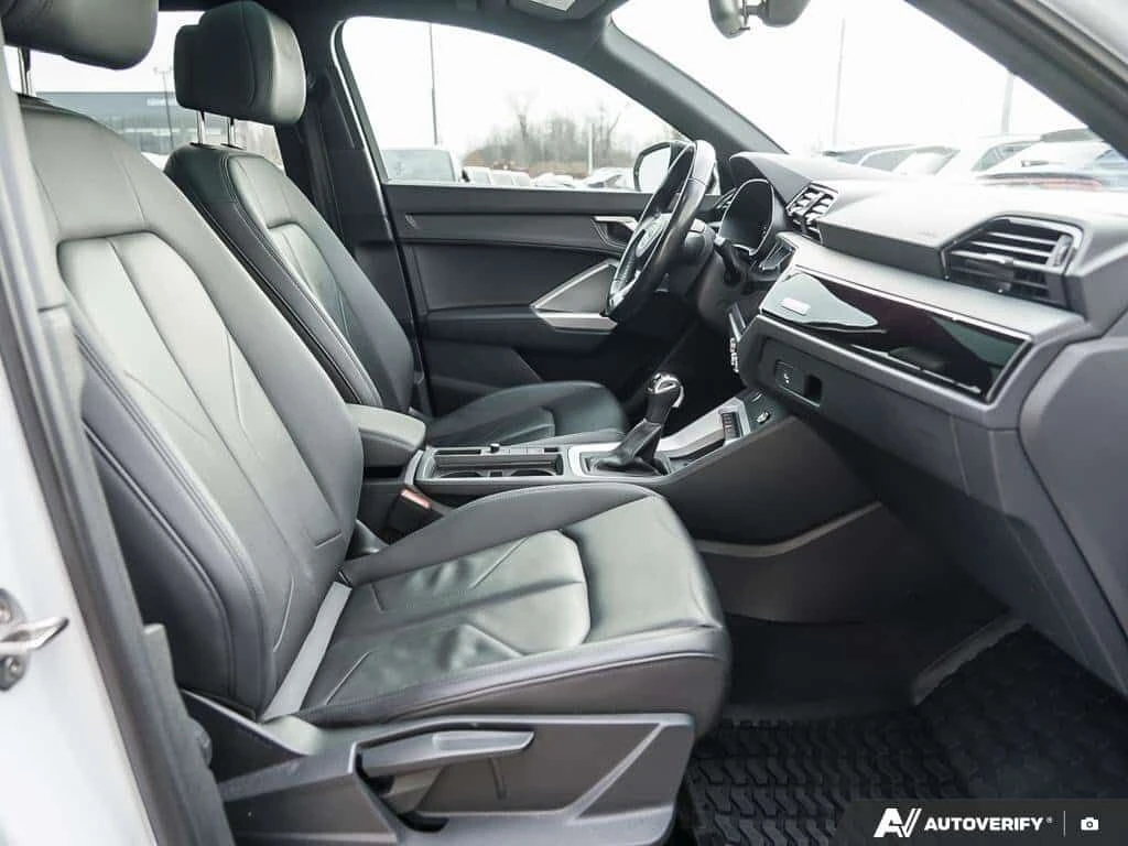 Audi Q3 * quattro * CARFAX * ЦЕНА ДО БГ, снимка 11 - Автомобили и джипове - 53947002