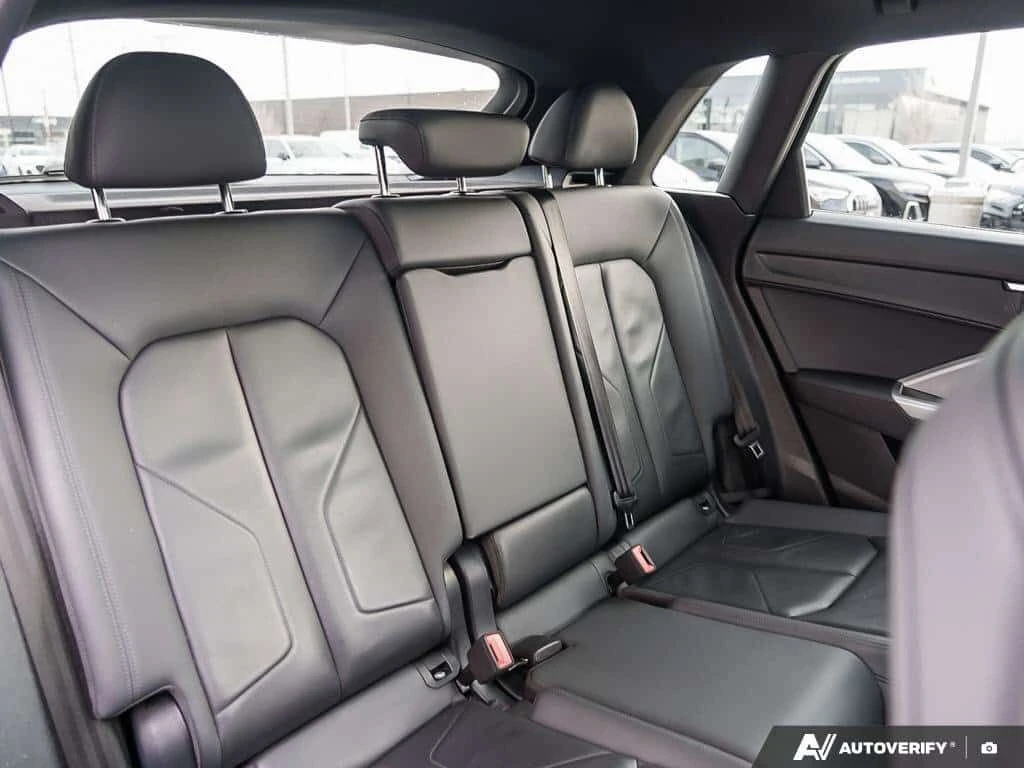 Audi Q3 * quattro * CARFAX * ЦЕНА ДО БГ, снимка 12 - Автомобили и джипове - 53947002