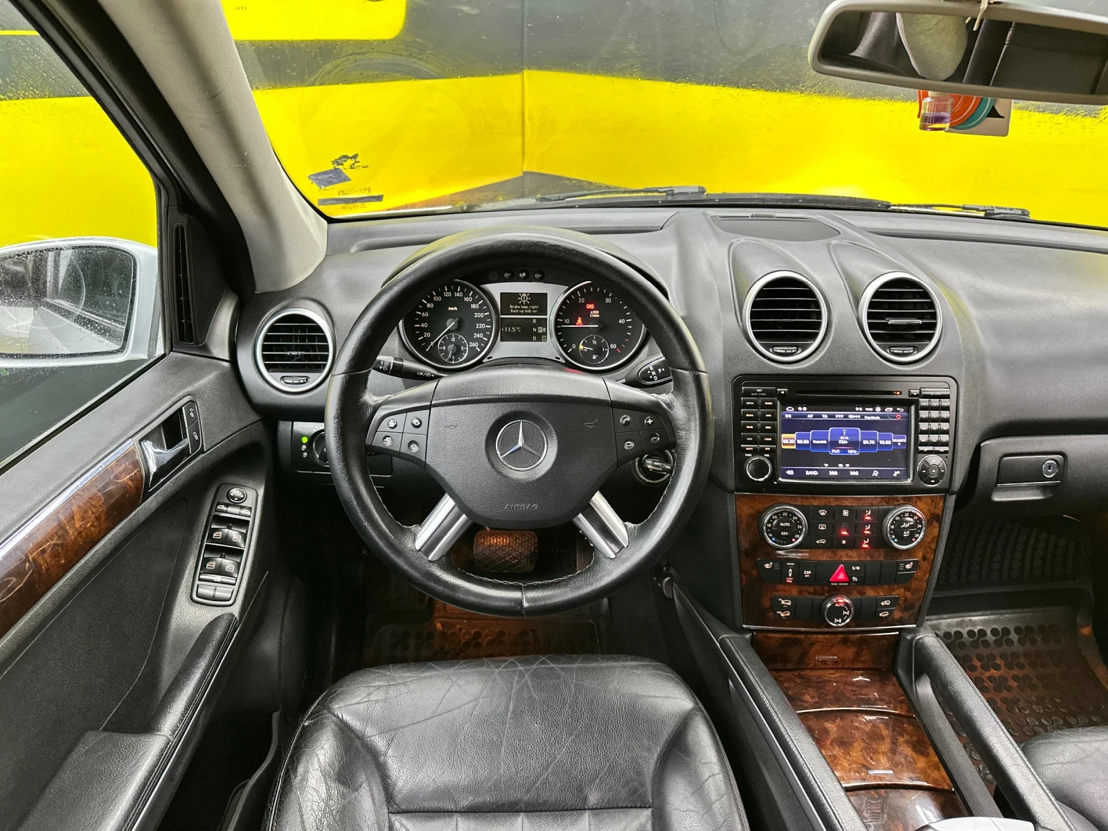 Mercedes-Benz ML 320 Регистриран/off road pack, снимка 8 - Автомобили и джипове - 54076548