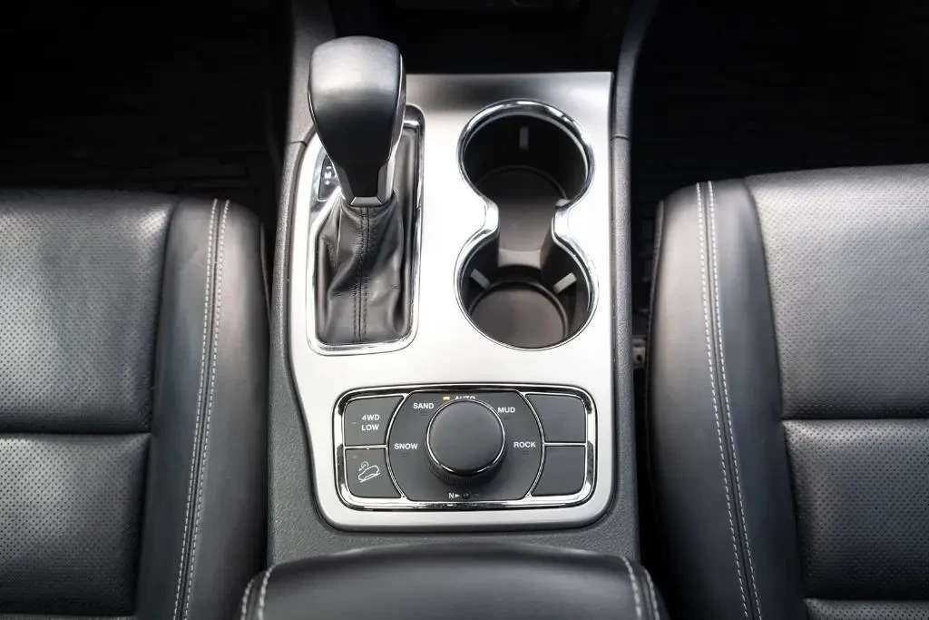 Jeep Grand cherokee Limited, снимка 15 - Автомобили и джипове - 54398313