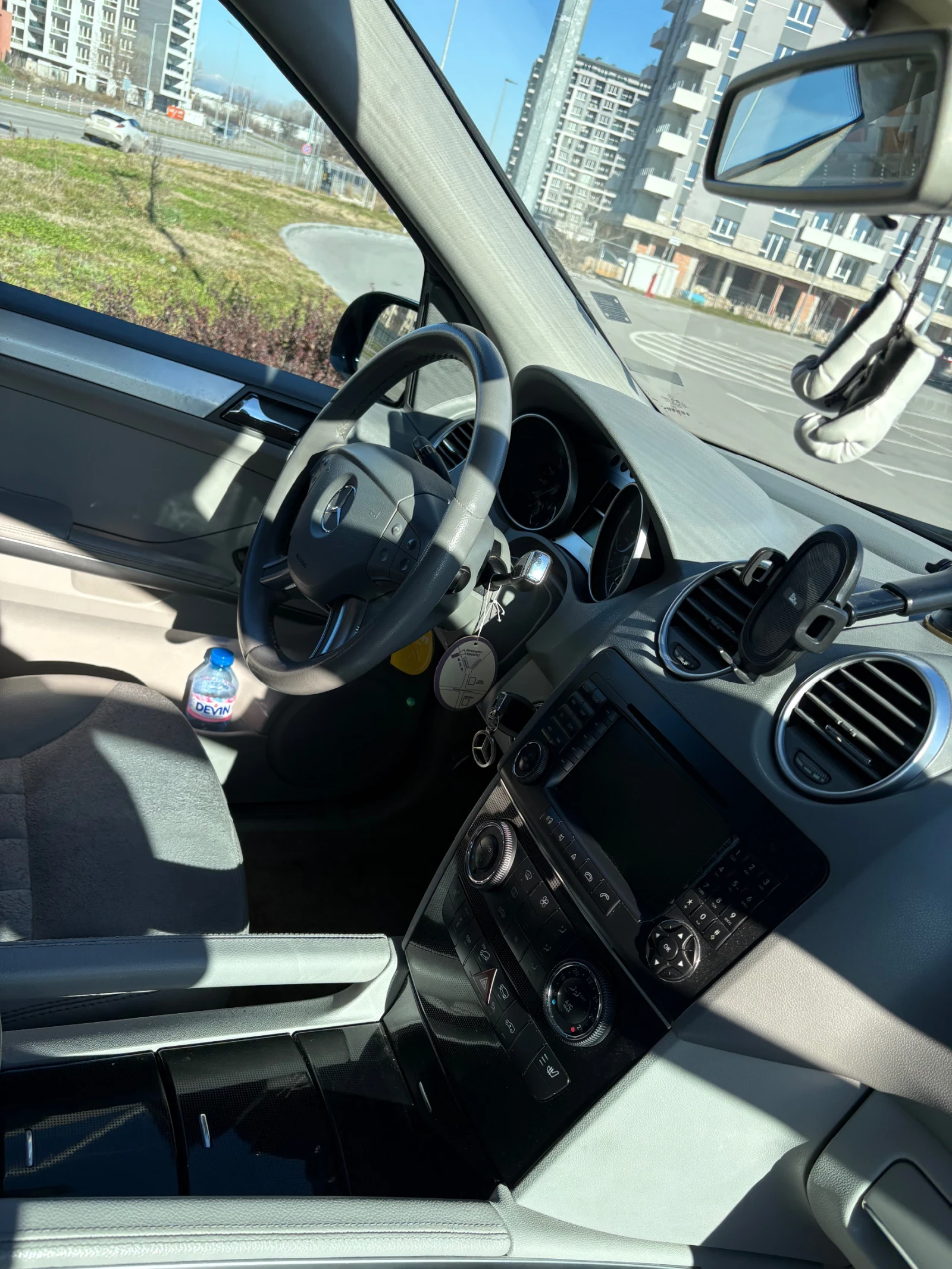 Mercedes-Benz ML 320, снимка 6 - Автомобили и джипове - 54647335