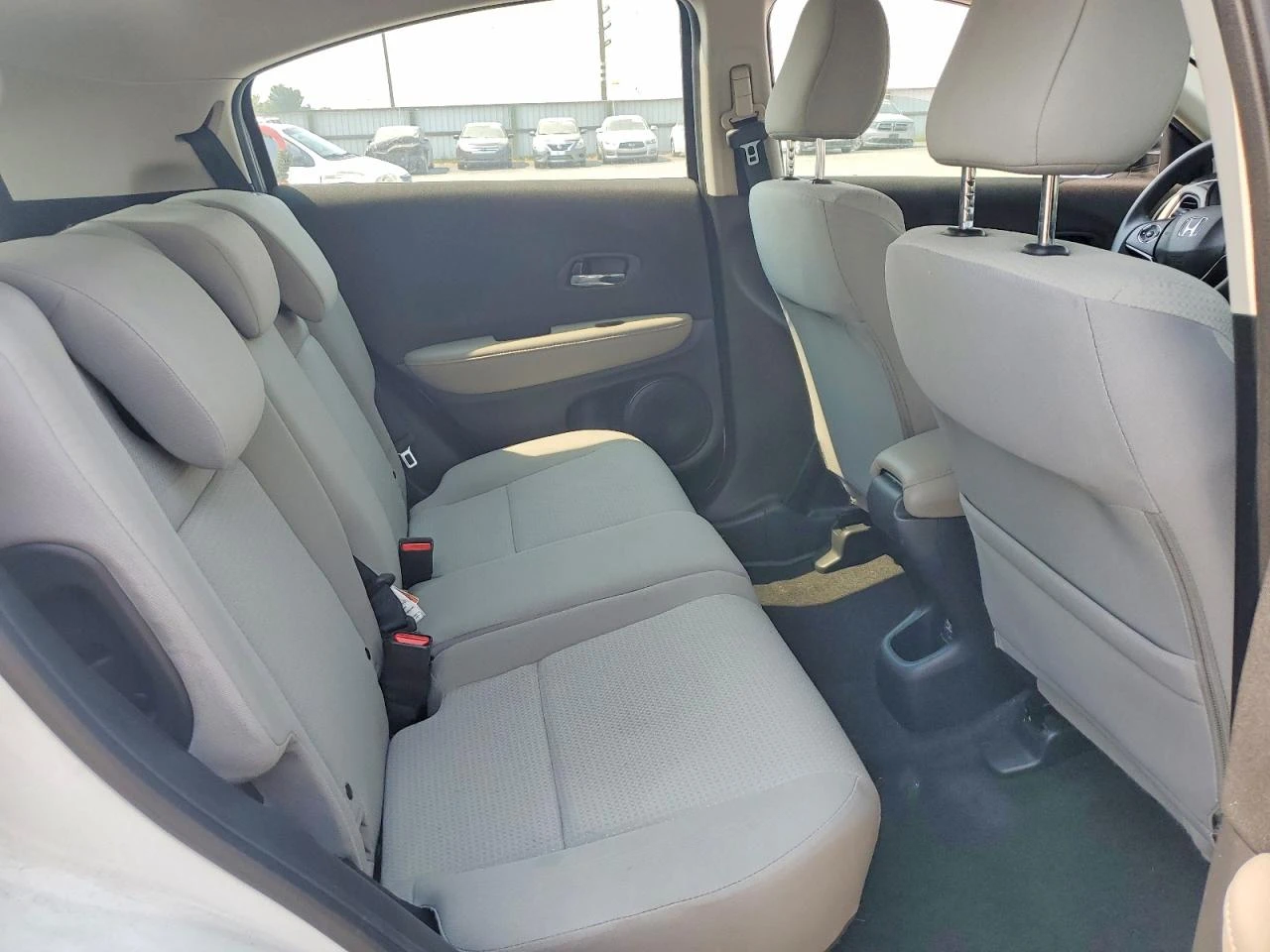Honda Hr-v 1.8l Lx, снимка 11 - Автомобили и джипове - 56060322