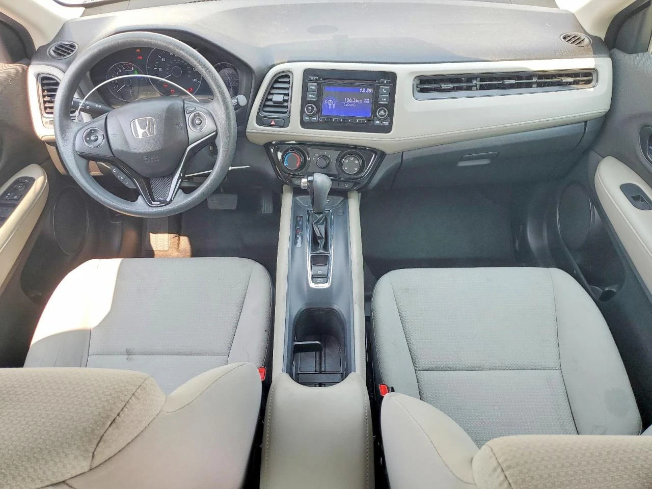 Honda Hr-v 1.8l Lx, снимка 8 - Автомобили и джипове - 56060322