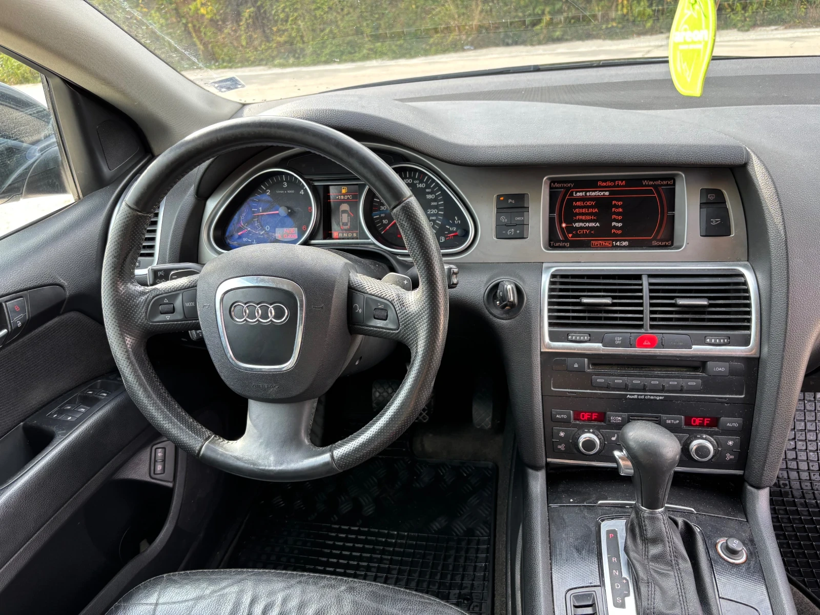 Audi Q7 3.0, снимка 13 - Автомобили и джипове - 56377380