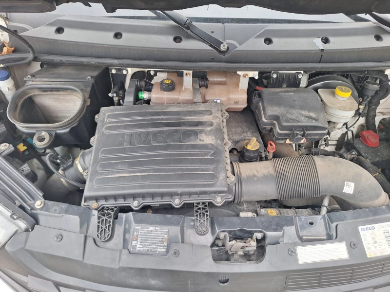 Iveco 35c18 Daily , снимка 9 - Бусове и автобуси - 51843769