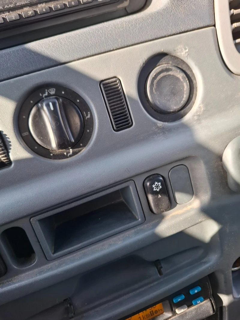 Mercedes-Benz Sprinter 413, снимка 2 - Бусове и автобуси - 53356949