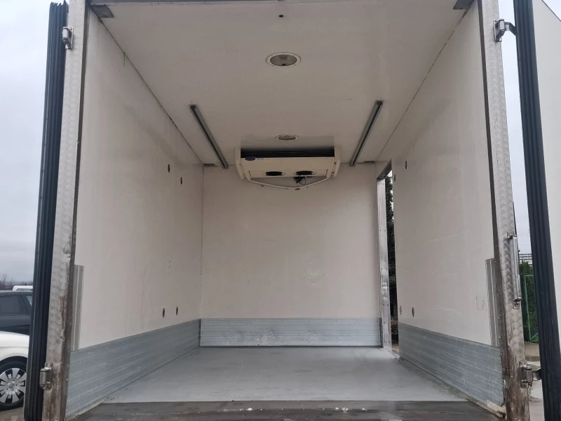 Iveco Daily 35C18/3.0/До3.5т/Климатик/220V, снимка 9 - Бусове и автобуси - 53510469