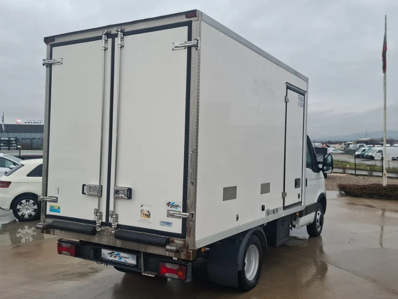 Iveco Daily 35C18/3.0/До3.5т/Климатик/220V, снимка 3 - Бусове и автобуси - 53510469