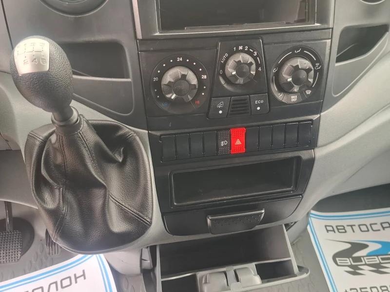 Iveco Daily 35C18/3.0/До3.5т/Климатик/220V, снимка 6 - Бусове и автобуси - 53510469