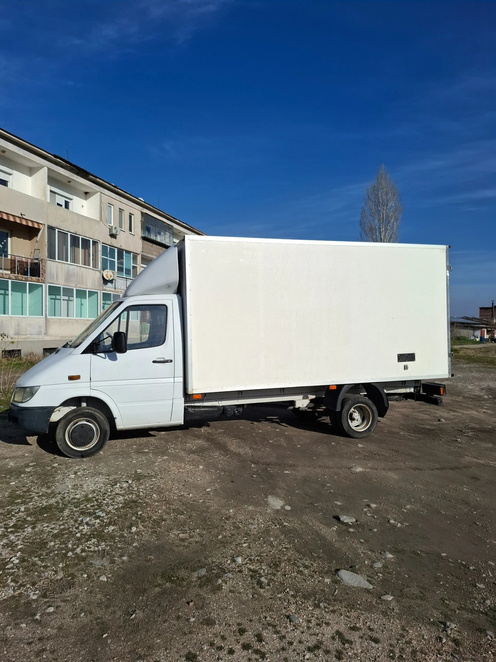 Mercedes-Benz Sprinter 413  - изображение 4