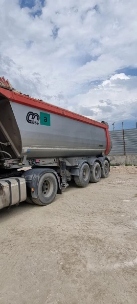 Scania R 560 4 x 2, снимка 13