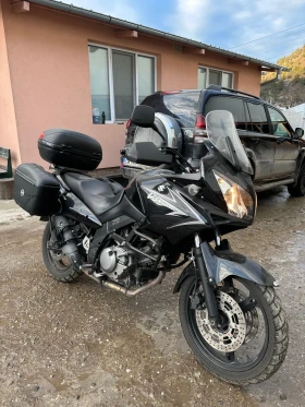 Suzuki V-strom, снимка 1