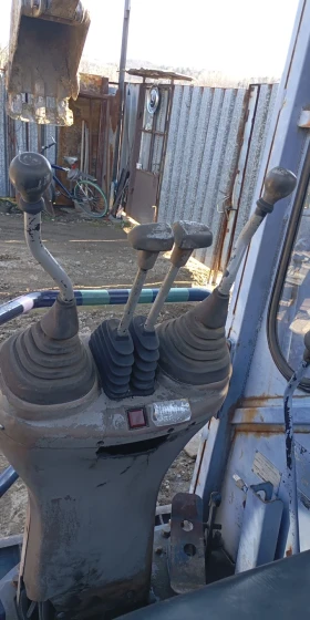 Багер Hitachi Eh 20 | Auto.bg — изображение 7