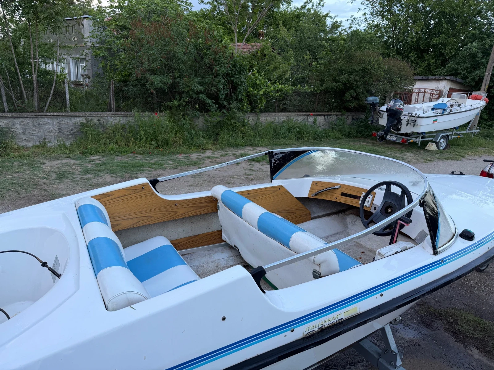 Лодка Vega, снимка 6 - Воден транспорт - 54512478