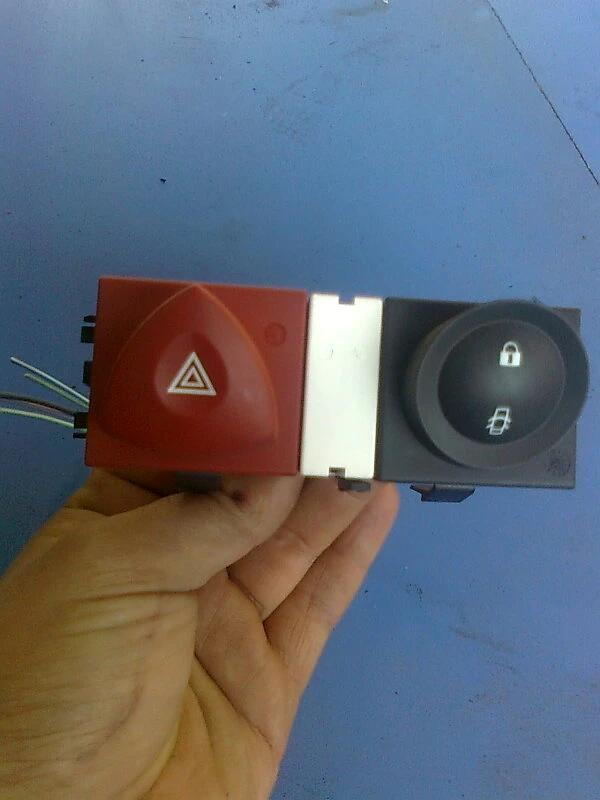 копче аварийни за Рено Меган комби