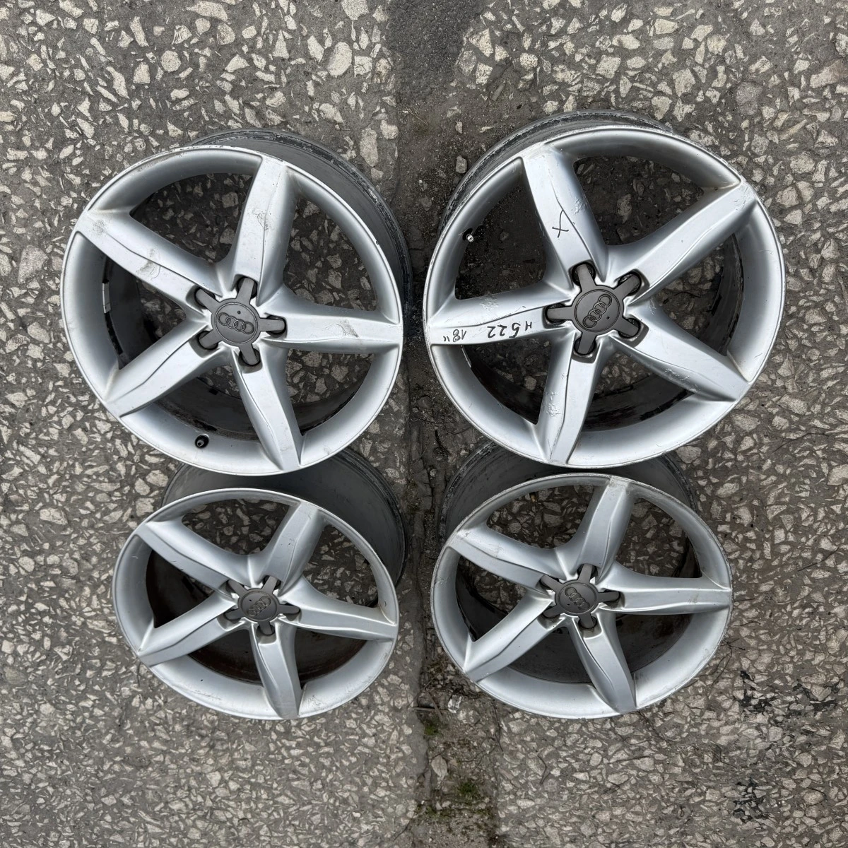 ���������� ������ Audi A4 B8 8J R18 ET47 8K0601025D ��� 522 | Mobile.bg � ����������� 1