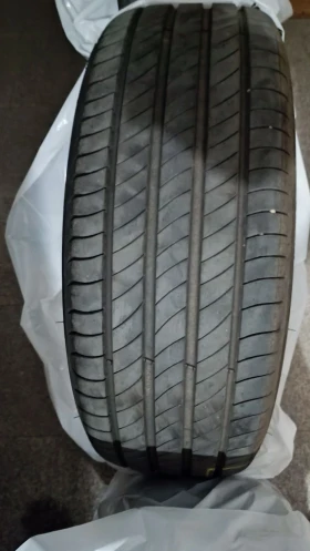 Гуми Летни 215/55R17, снимка 4