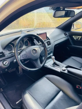 Mercedes-Benz C 320, снимка 11