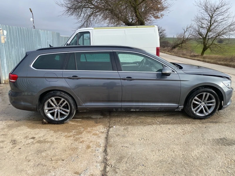 VW Passat 2.0 TDI DSG, снимка 4 - Автомобили и джипове - 43347902