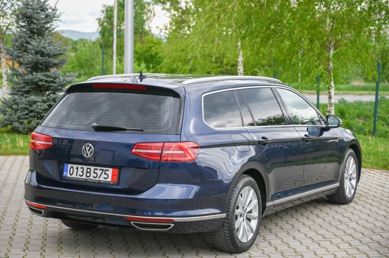 VW Passat 2.0BiTDI* 4Motion* ACC* КАМЕРА* LaserLED* , снимка 8 - Автомобили и джипове - 45513328