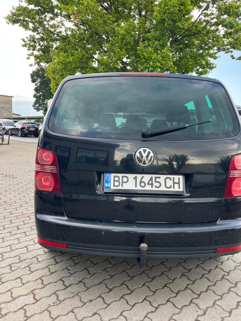 VW Touran Бартер, снимка 4 - Автомобили и джипове - 46173940