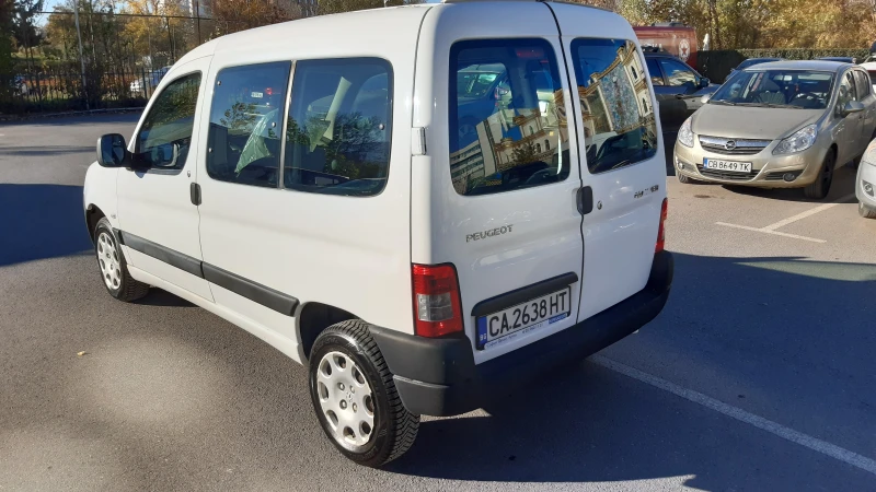 Peugeot Partner 1.6 HDI, снимка 2 - Автомобили и джипове - 47937590