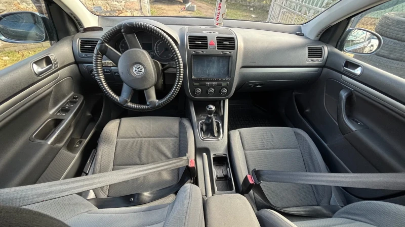 VW Golf, снимка 5 - Автомобили и джипове - 49346958