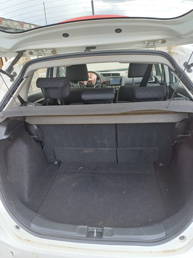 Honda Jazz 1.3i-102кс.На части, снимка 6 - Автомобили и джипове - 50023124