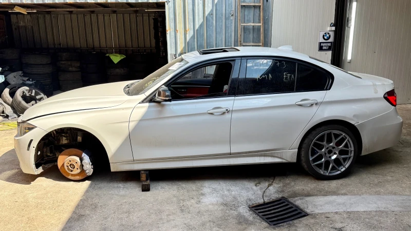BMW 340 На Части, снимка 2 - Автомобили и джипове - 50717240
