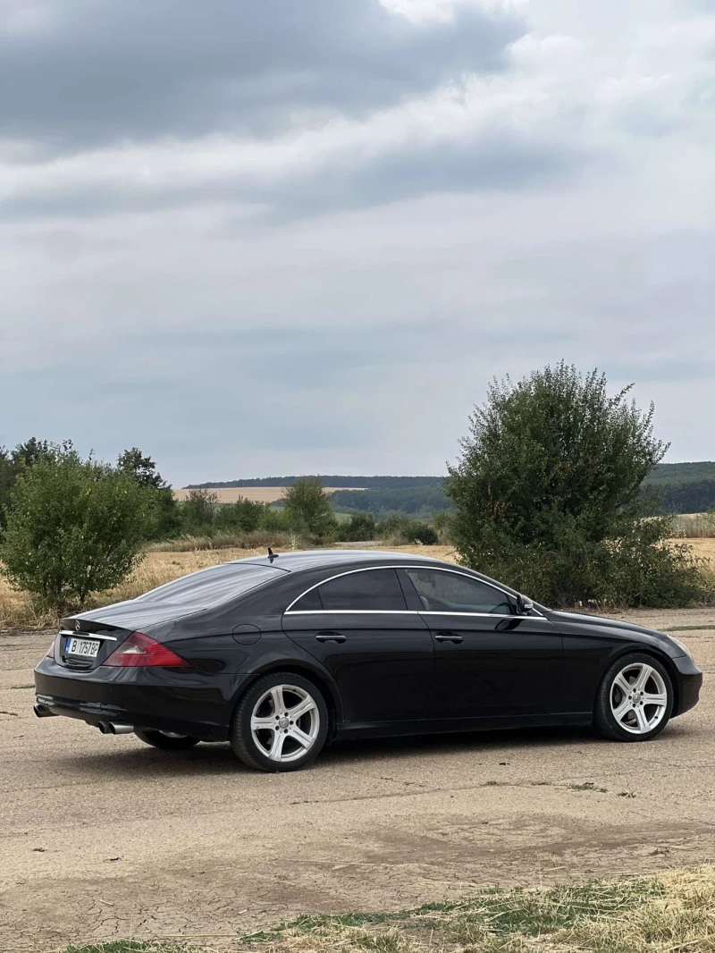 Mercedes-Benz CLS 320 W219, снимка 5 - Автомобили и джипове - 52892564